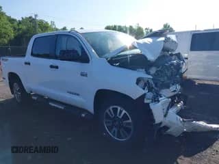 2020 Toyota Tundra SR5 с VIN 5TFDY5F13LX872904, выставлен на аукционе IAAI как лот 42540225 с пробегом 9 543 миль миль и . История ставок и продаж доступна на DreamBid. Изображение 1.