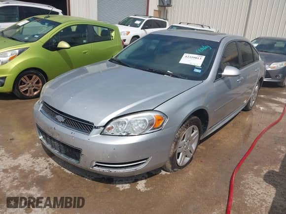 2015 Chevrolet Impala LT с VIN 2G1WB5E3XF1115876, выставлен на аукционе IAAI как лот 42359013 с пробегом Не указан миль и . История ставок и продаж доступна на DreamBid. Изображение 2.