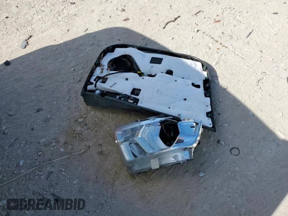 2022 Ram 1500 Big Horn z VIN 1C6RREBG4NN273061, wystawiony jako Copart lot #61784165 z przebiegiem 73 103 mil mil oraz Szkoda całkowita • Salvage title. Historia ofert i sprzedaży dostępna na DreamBid. Obrazek 12.