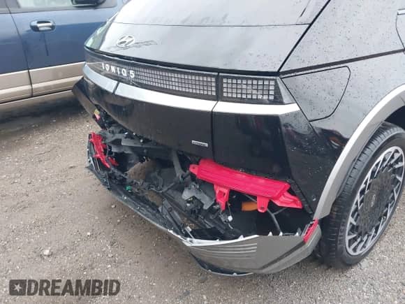 2023 Hyundai Ioniq 5 Limited with VIN KM8KRDAF9PU217909, listed as a IAAI auction lot 42780189 with 19,613 mi miles and . Bid and sale history available at DreamBid. Image 20.