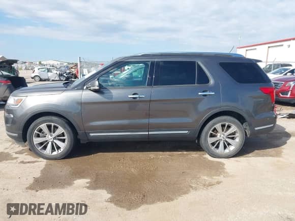 2018 Ford Explorer Limited z VIN 1FM5K7F87JGA70833, wystawiony jako IAAI lot #43398215 z przebiegiem 80 394 mil mil oraz . Historia ofert i sprzedaży dostępna na DreamBid. Obrazek 14.