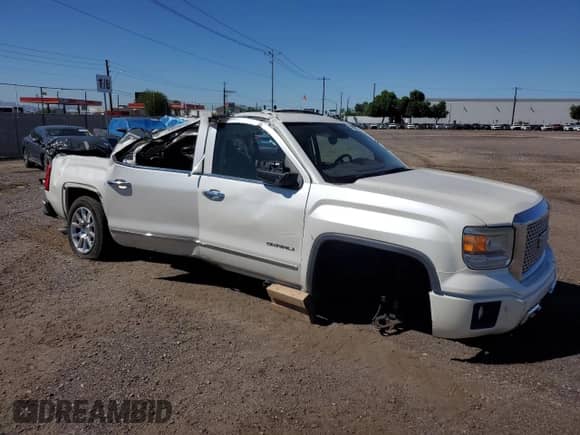 2015 GMC Sierra 1500 Denali z VIN 3GTU2WEC1FG320062, wystawiony jako Copart lot #81668345 z przebiegiem 132 850 mil mil oraz Szkoda całkowita • Salvage title. Historia ofert i sprzedaży dostępna na DreamBid. Obrazek 4.