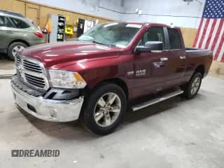 2018 Ram 1500 Big Horn z VIN 1C6RR7GT7JS312139, wystawiony jako Copart lot #63465395 z przebiegiem 64 438 mil mil oraz Czysty tytuł • Clean title. Historia ofert i sprzedaży dostępna na DreamBid. Obrazek 1.