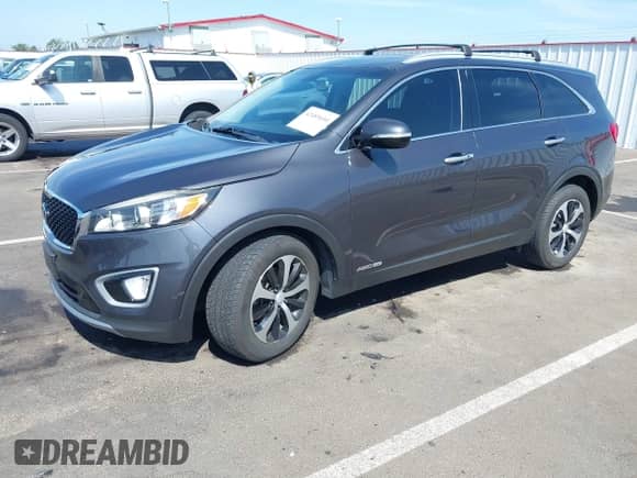 2018 Kia Sorento EX z VIN 5XYPHDA57JG369135, wystawiony jako IAAI lot #42489600 z przebiegiem 88 569 mil mil oraz . Historia ofert i sprzedaży dostępna na DreamBid. Obrazek 2.