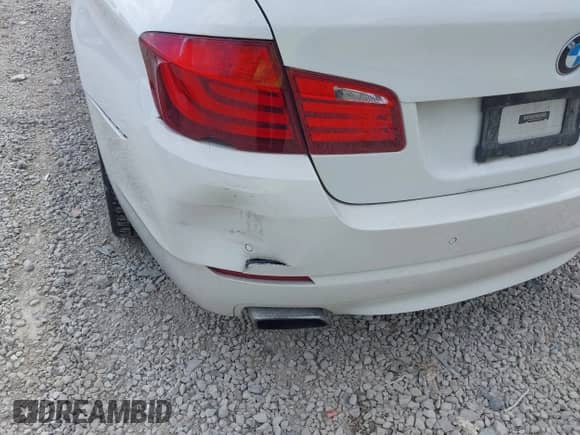 2012 BMW 5 Series 550i с VIN WBAFR9C53CDV58320, выставлен на аукционе IAAI как лот 43212513 с пробегом 71 802 миль миль и . История ставок и продаж доступна на DreamBid. Изображение 18.