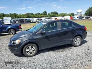 2014 Chevrolet Sonic LT с VIN 1G1JC5SBXE4105063, выставлен на аукционе Copart как лот 69178885 с пробегом 129 822 миль миль и Списание • Salvage title. История ставок и продаж доступна на DreamBid. Изображение 1.