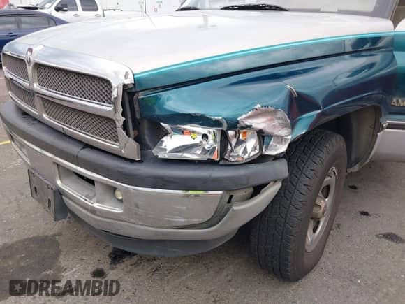 1995 Dodge 1500 с VIN 1B7HC16Z9SS172699, выставлен на аукционе IAAI как лот 42255302 с пробегом 175 482 миль миль и . История ставок и продаж доступна на DreamBid. Изображение 6.