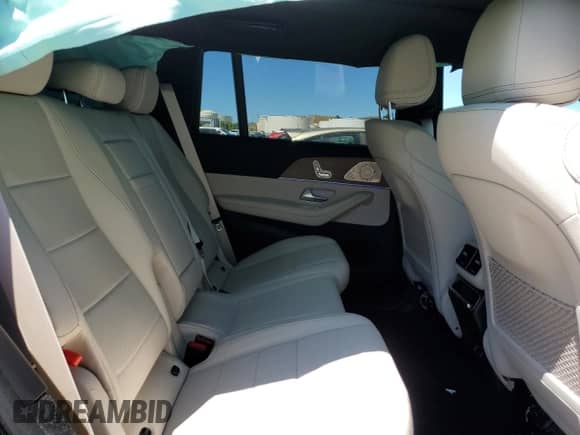 2025 Mercedes-Benz GLS 450 with VIN 4JGFF5KE2SB469530, listed as a Copart auction lot 67618225 with 424 mi miles and Salvage title. Bid and sale history available at DreamBid. Image 10.