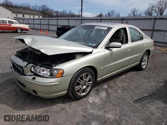 2005 Volvo S60 с VIN YV1RH592752442037, выставлен на аукционе Copart как лот 49637015 с пробегом 103 774 миль миль и Списание • Salvage title. История ставок и продаж доступна на DreamBid. Изображение 1.