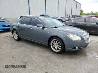 2008 Chevrolet Malibu LTZ z VIN 1G1ZK577784182858, wystawiony jako Copart lot #54742955 z przebiegiem 175 006 mil mil oraz Szkoda całkowita • Salvage title. Historia ofert i sprzedaży dostępna na DreamBid. Obrazek 4.