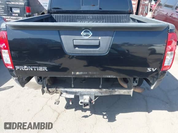 2017 Nissan Frontier SV with VIN 1N6AD0ERXHN746452, listed as a IAAI auction lot 43125142 with 148,371 mi miles and . Bid and sale history available at DreamBid. Image 6.