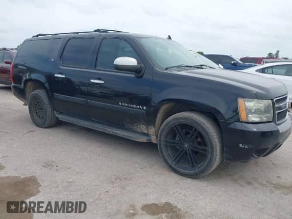 2008 Chevrolet Suburban 3LT с VIN 3GNFC160X8G301260, выставлен на аукционе IAAI как лот 42083964 с пробегом 255 236 миль миль и . История ставок и продаж доступна на DreamBid. Изображение 1.