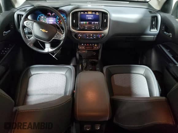2020 Chevrolet Colorado 4WD Z71 z VIN 1GCPTDE10L1194445, wystawiony jako Copart lot #84459884 z przebiegiem 142 226 mil mil oraz Szkoda całkowita • Salvage title. Historia ofert i sprzedaży dostępna na DreamBid. Obrazek 8.
