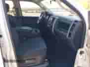 2023 Ram 1500 Express с VIN 3C6RR7KT3PG533180, выставлен на аукционе IAAI как лот 41965192 с пробегом 93 336 миль миль и . История ставок и продаж доступна на DreamBid. Изображение 5.