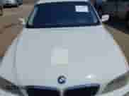 2006 BMW 7 Series 750Li z VIN WBAHN83526DT59374, wystawiony jako IAAI lot #42241727 z przebiegiem 64 239 mil mil oraz . Historia ofert i sprzedaży dostępna na DreamBid. Obrazek 10.