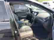 2015 Hyundai Santa Fe Limited z VIN KM8SRDHF0FU115676, wystawiony jako IAAI lot #42590236 z przebiegiem 111 361 mil mil oraz . Historia ofert i sprzedaży dostępna na DreamBid. Obrazek 5.