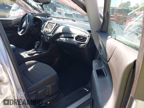 2022 Chevrolet Equinox LT с VIN 2GNAXJEV7N6133032, выставлен на аукционе IAAI как лот 42940209 с пробегом 33 432 миль миль и . История ставок и продаж доступна на DreamBid. Изображение 5.