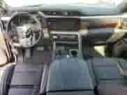 2023 GMC Sierra 1500 Denali z VIN 3GTUUGED8PG262364, wystawiony jako Copart lot #60471545 z przebiegiem 28 443 mil mil oraz Szkoda całkowita • Salvage title. Historia ofert i sprzedaży dostępna na DreamBid. Obrazek 8.