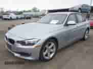 2013 BMW 3 Series 328i xDrive с VIN WBA3B3C58DF536615, выставлен на аукционе IAAI как лот 43551198 с пробегом 94 165 миль миль и . История ставок и продаж доступна на DreamBid. Изображение 17.