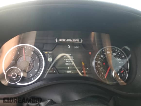 2025 Ram 1500 Big Horn z VIN 1C6RRFFG1SN576195, wystawiony jako Copart lot #59288475 z przebiegiem 9 214 mil mil oraz Szkoda całkowita • Salvage title. Historia ofert i sprzedaży dostępna na DreamBid. Obrazek 9.