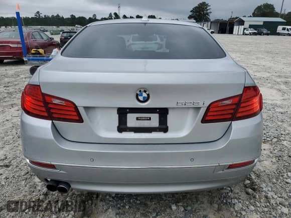 2014 BMW 5 Series 528i z VIN WBA5A5C57ED505411, wystawiony jako Copart lot #69820495 z przebiegiem 134 131 mil mil oraz Szkoda całkowita • Salvage title. Historia ofert i sprzedaży dostępna na DreamBid. Obrazek 6.