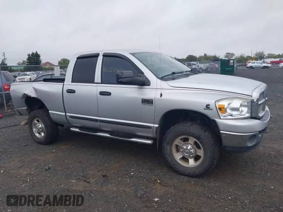 2007 Dodge 2500 SLT с VIN 1D7KS28A87J615661, выставлен на аукционе IAAI как лот 43222160 с пробегом 239 948 миль миль и . История ставок и продаж доступна на DreamBid. Изображение 14.