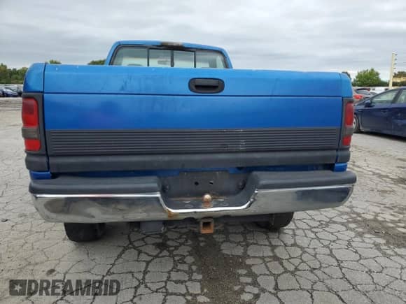 1998 Dodge 2500 with VIN 3B7KF26Z3WM221543, listed as a Copart auction lot 72395024 with 48,660 mi miles and Salvage title. Bid and sale history available at DreamBid. Image 6.