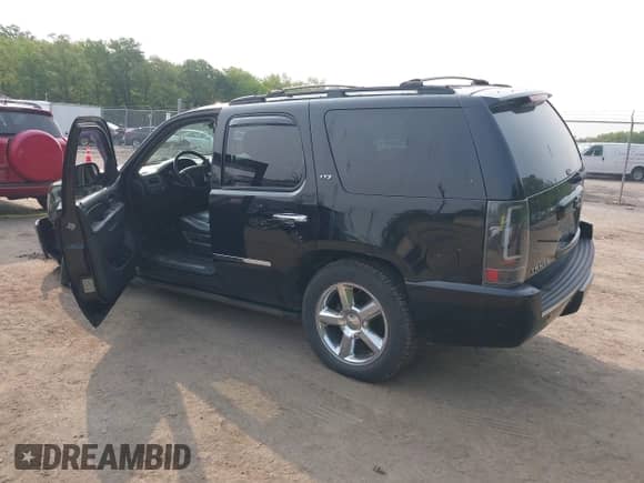 2012 Chevrolet Tahoe LTZ с VIN 1GNSKCE03CR151791, выставлен на аукционе IAAI как лот 42392301 с пробегом 241 228 миль миль и . История ставок и продаж доступна на DreamBid. Изображение 3.