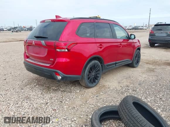 2020 Mitsubishi Outlander SE with VIN JA4AD3A3XLZ005459, listed as a IAAI auction lot 42074397 with 68,860 mi miles and . Bid and sale history available at DreamBid. Image 4.