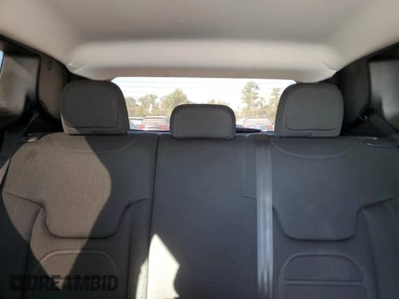 2018 Jeep Renegade Altitude with VIN ZACCJABB6JPG88354, listed as a Copart auction lot 86874065 with 95,783 mi miles and Clean title. Bid and sale history available at DreamBid. Image 10.