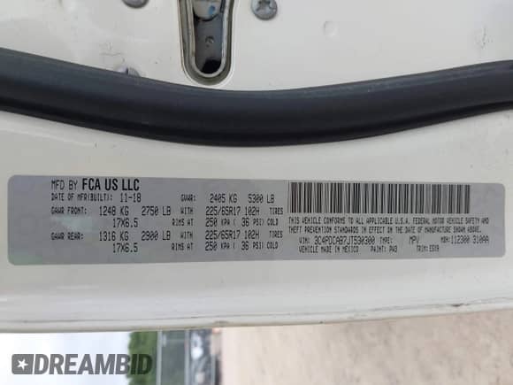 2018 Dodge Journey SE с VIN 3C4PDCAB7JT530300, выставлен на аукционе IAAI как лот 43279909 с пробегом 341 309 миль миль и . История ставок и продаж доступна на DreamBid. Изображение 9.