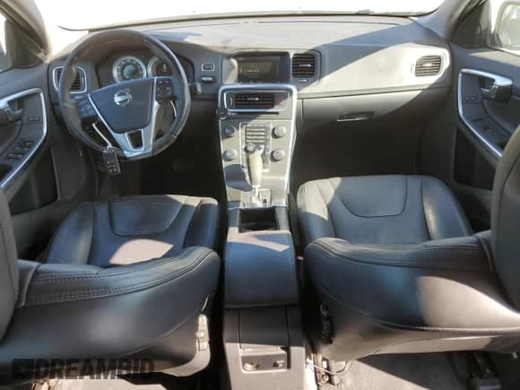2012 Volvo S60 T5 с VIN YV1622FS1C2102533, выставлен на аукционе Copart как лот 84743595 с пробегом 124 756 миль миль и Списание • Salvage title. История ставок и продаж доступна на DreamBid. Изображение 8.