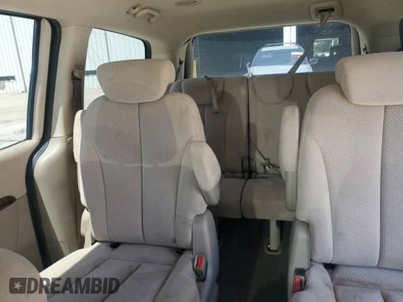 2008 Hyundai Entourage GLS с VIN KNDMC233786050798, выставлен на аукционе Copart как лот 54158025 с пробегом 238 684 миль миль и Списание • Salvage title. История ставок и продаж доступна на DreamBid. Изображение 10.