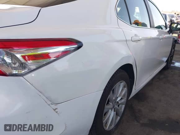 2019 Toyota Camry LE с VIN 4T1B11HKXKU681471, выставлен на аукционе IAAI как лот 42671547 с пробегом 27 811 миль миль и . История ставок и продаж доступна на DreamBid. Изображение 17.