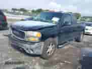 2002 GMC Sierra 1500 Denali z VIN 2GTFK69U421373269, wystawiony jako IAAI lot #41393988 z przebiegiem 180 672 mil mil oraz . Historia ofert i sprzedaży dostępna na DreamBid. Obrazek 2.