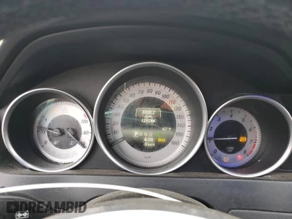 2014 Mercedes-Benz C 300 Sport with VIN WDDGF8AB1ER315264, listed as a Copart auction lot 70376345 with 129,284 mi miles and Salvage title. Bid and sale history available at DreamBid. Image 9.