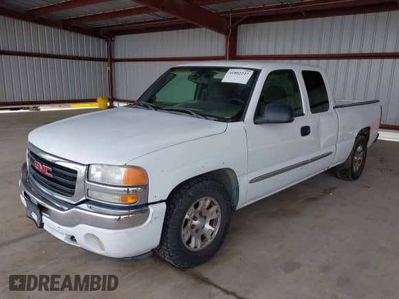 2005 GMC Sierra 1500 SLT with VIN 1GTEC19TX5Z352599, listed as a IAAI auction lot 41802227 with 195,974 mi miles and . Bid and sale history available at DreamBid. Image 2.
