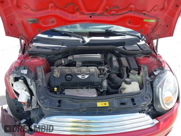 2012 MINI Hardtop with VIN WMWSU3C52CT542027, listed as a IAAI auction lot 42572780 with 122,496 mi miles and . Bid and sale history available at DreamBid. Image 10.