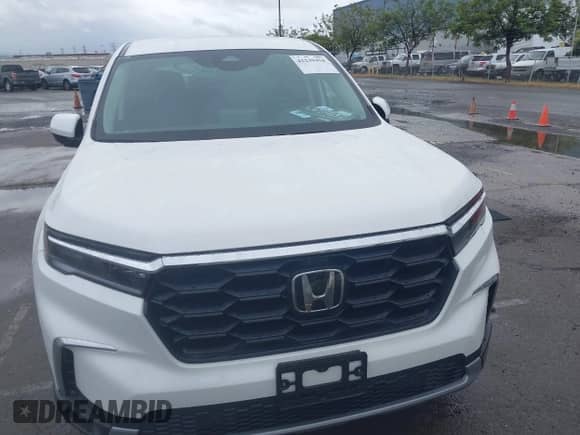 2025 Honda Pilot EX-L с VIN 5FNYG1H47SB100841, выставлен на аукционе IAAI как лот 42239454 с пробегом 2 488 миль миль и . История ставок и продаж доступна на DreamBid. Изображение 13.
