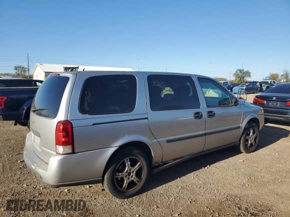 2008 Chevrolet Uplander LS с VIN 1GNDV23148D147159, выставлен на аукционе Copart как лот 82529685 с пробегом 169 412 миль миль и Чистый • Clean title. История ставок и продаж доступна на DreamBid. Изображение 3.