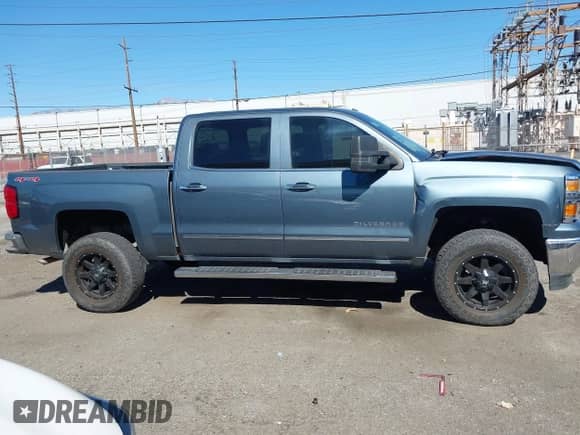 2014 Chevrolet Silverado 1500 LT with VIN 3GCUKREC2EG399421, listed as a IAAI auction lot 43487244 with 77,829 mi miles and . Bid and sale history available at DreamBid. Image 13.