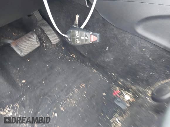 2012 Jeep Grand Cherokee Laredo с VIN 1C4RJEAT9CC211226, выставлен на аукционе IAAI как лот 42725846 с пробегом 156 674 миль миль и . История ставок и продаж доступна на DreamBid. Изображение 11.