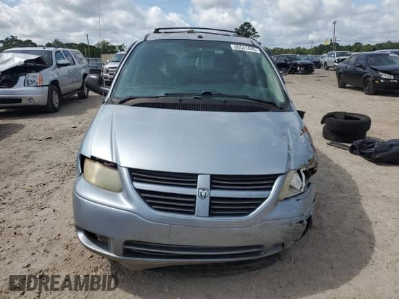 2006 Dodge Caravan SXT with VIN 1D4GP45RX6B738669, listed as a Copart auction lot 60541445 with 235,170 mi miles and Salvage title. Bid and sale history available at DreamBid. Image 5.