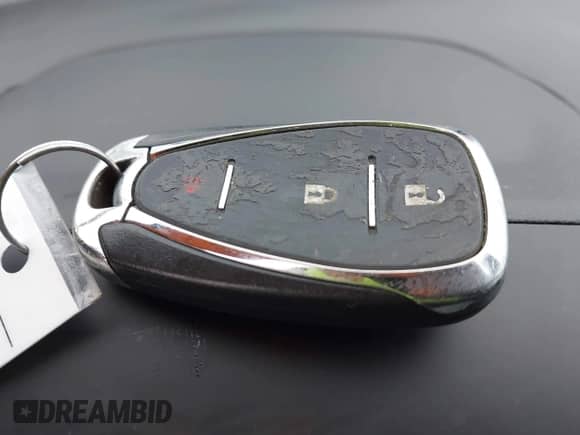 2020 Chevrolet Equinox LT с VIN 2GNAXJEV2L6163939, выставлен на аукционе IAAI как лот 41939612 с пробегом 187 845 миль миль и . История ставок и продаж доступна на DreamBid. Изображение 11.