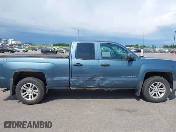 2014 Chevrolet Silverado 1500 LT с VIN 1GCVKREH9EZ179483, выставлен на аукционе IAAI как лот 42487750 с пробегом 232 326 миль миль и . История ставок и продаж доступна на DreamBid. Изображение 13.
