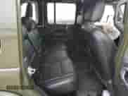 2021 Jeep Wrangler Unlimited Sahara Altitude z VIN 1C4HJXEN3MW668178, wystawiony jako Copart lot #53570985 z przebiegiem Nie podano mil oraz Szkoda całkowita • Salvage title. Historia ofert i sprzedaży dostępna na DreamBid. Obrazek 11.