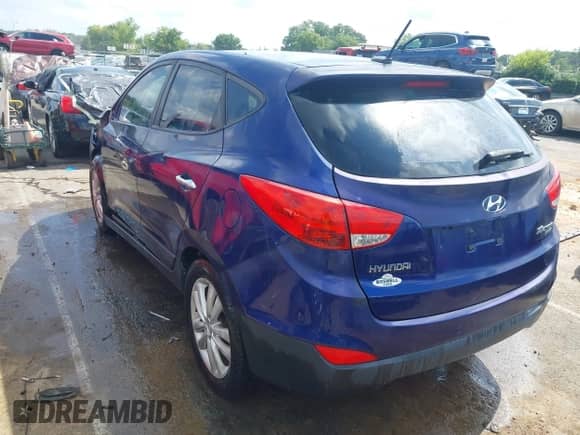 2013 Hyundai Tucson GLS z VIN KM8JU3AC4DU684497, wystawiony jako IAAI lot #42767585 z przebiegiem 83 250 mil mil oraz . Historia ofert i sprzedaży dostępna na DreamBid. Obrazek 3.