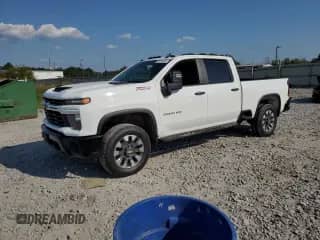 2024 Chevrolet Silverado 2500HD Custom с VIN 2GC4YME74R1259258, выставлен на аукционе Copart как лот 80633445 с пробегом 23 054 миль миль и Списание • Salvage title. История ставок и продаж доступна на DreamBid. Изображение 1.