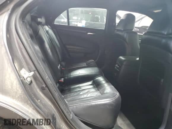 2014 Chrysler 300 S с VIN 2C3CCAGG2EH357376, выставлен на аукционе Copart как лот 68173095 с пробегом 184 432 миль миль и Чистый • Clean title. История ставок и продаж доступна на DreamBid. Изображение 10.