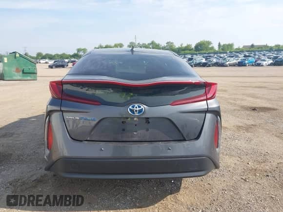 2018 Toyota Prius Plus z VIN JTDKARFP2J3072803, wystawiony jako IAAI lot #42443376 z przebiegiem 120 009 mil mil oraz . Historia ofert i sprzedaży dostępna na DreamBid. Obrazek 16.